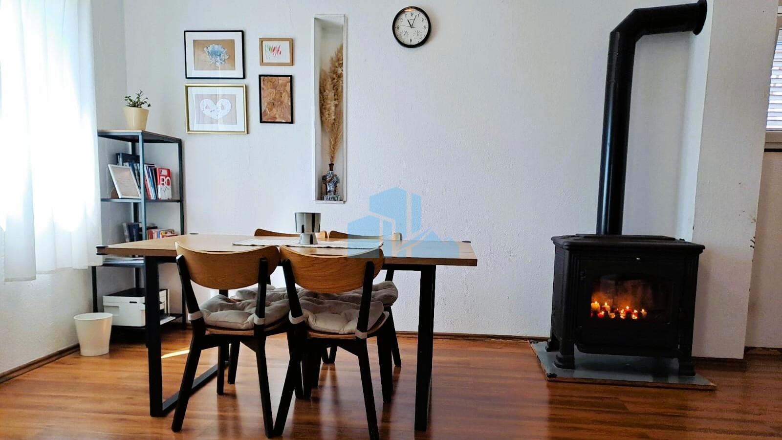 Stan: Šibenik, Vidici 110.00 m2