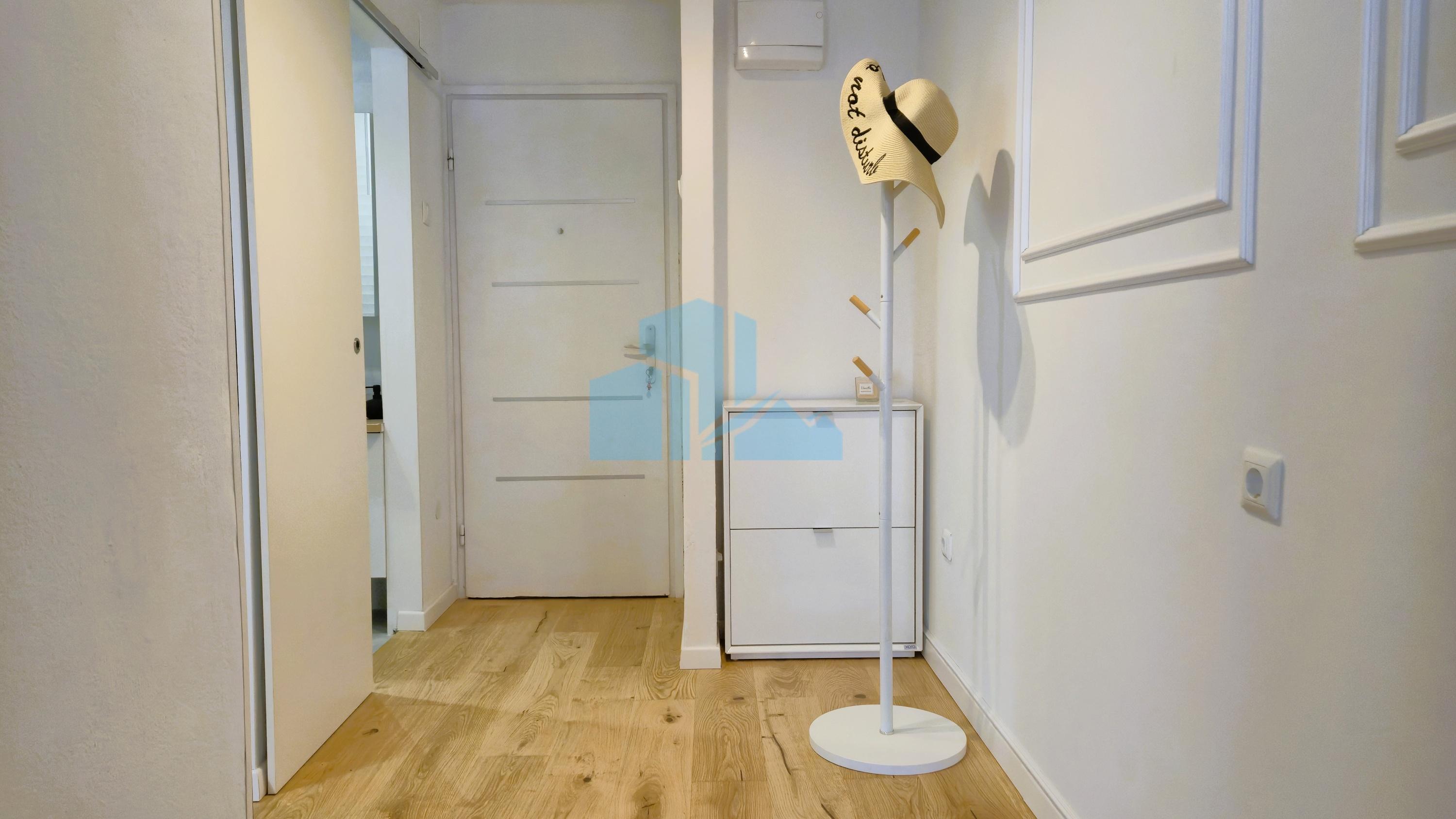 Šibenik – Baldekin - Kompletno renoviran i opremljen stan 42 m²