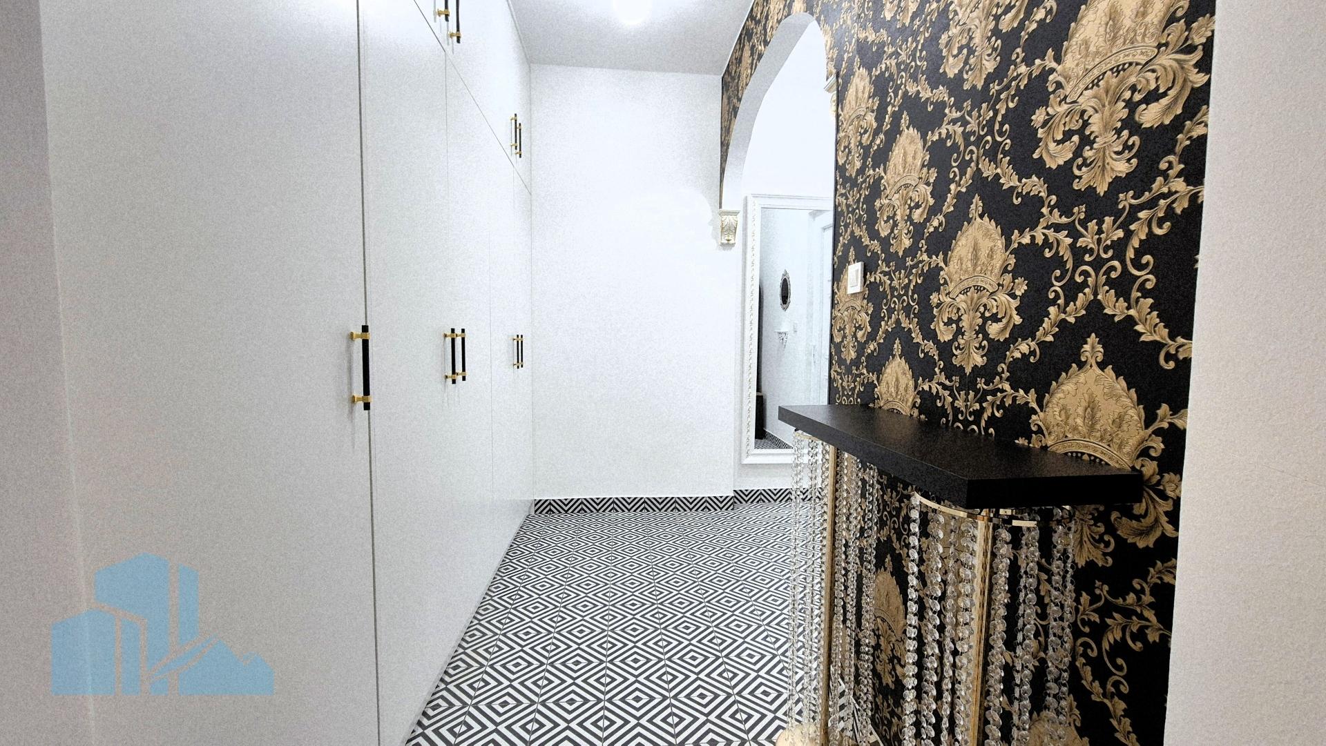 Stan u staroj jezgri – kompletno adaptiran 2026 - useljiv, top lokacija blizu Poljane